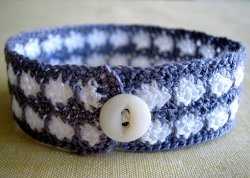 Cute Crochet Button Bracelet
