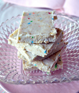 No Bake Cake Batter Oatmeal Fudge Blondies