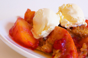 Peach Raspberry Almond Crumble