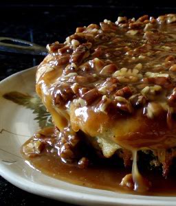 Pecan Praline Skillet Cake