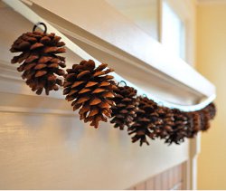 DIY Pine Cone Garland