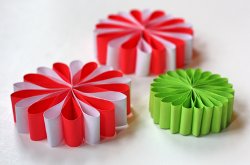 Simple Paper Flower Ornaments