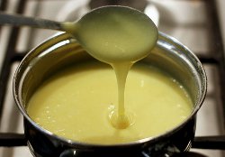 Homemade Sweetened Condensed Milk