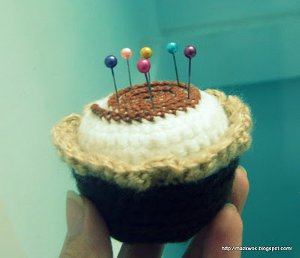 Creative Cupcake Pincushion