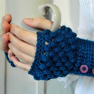 Puff Stitch Fingerless Gloves