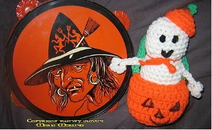 Recycled Halloween Pumpkin Ghost