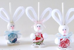 Itty Bitty Bunny Suckers