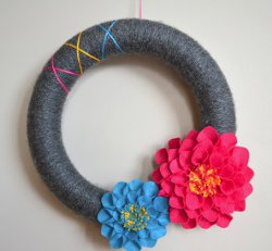 Summer Dahlia Flower Wreath