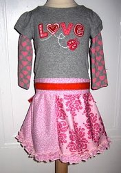 IT-Shirt Into Valentine's Day Dress
