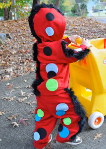 23 Halloween Crafts for Kids: Homemade Halloween Costume Ideas and Spooky Decor free eBook