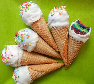 Rainbow Ice Cream Cone Cake Bites