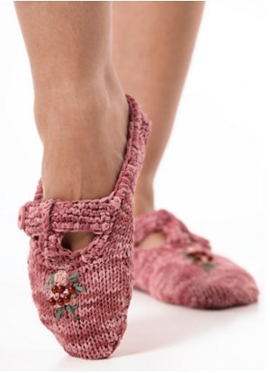 Chunky Hugg Boot Style Slipper Pattern - King Cole 3344