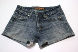DIY Cut Off Jean Shorts