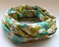 Lightweight Infinity Scarf