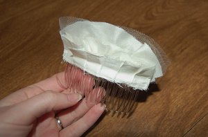 Mrs. Taffy's Pleated/Ruffled Hair Comb Tutorial