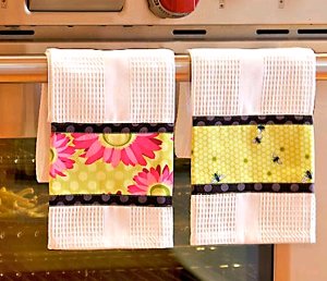 Triple Border Dish Towles