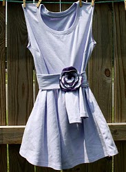 Big Ugly Shirt Refashioned Into Maternity