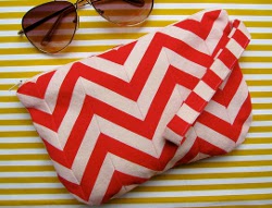 Chevron Wristlet Pattern