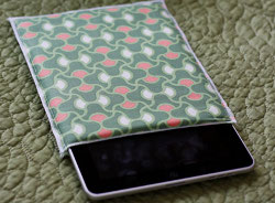 Padded ipad sleeve