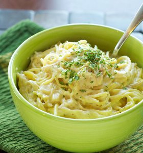 Spaghetti   spaghetti AllFreeSlowCookerRecipes.com easy creamy Chicken Creamy recipes