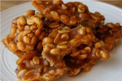 Slow Cooker Peanut 'Brittle' Candy