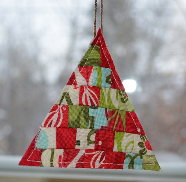 Quilt Christmas Ornaments! 17 Projects to Hang on Your Tree ...