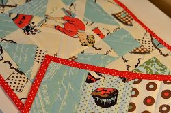 Free Table Topper Quilt Pattern - QuiltBug