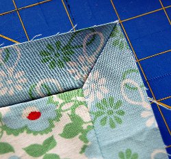 Borders with Mitered Corners