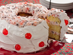 Christmas Crunch Cake