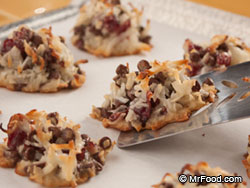 Cranberry Chocolate Chip Macaroons 