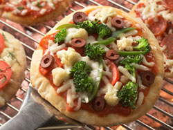 Grilled Pita Pizza