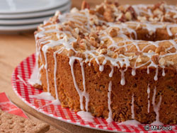Nutty Graham Picnic Cake