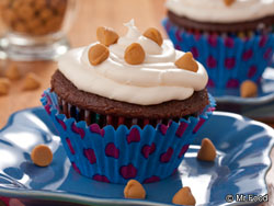 Scotchie Surprise Cupcakes