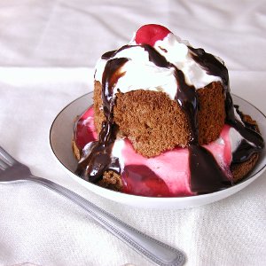 10 Quick Chocolate Cake Recipes