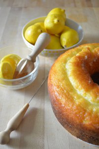 Old Fashioned Lemon Pound Cake