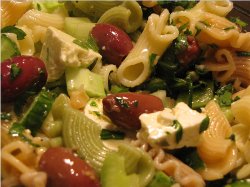 Easy Mediterranean Pasta Salad