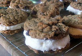 Traditional Amish Whoopie Pie