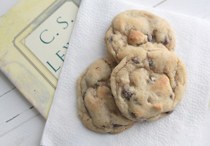 Perfect (Never Flat) Chocolate Chip Cookies