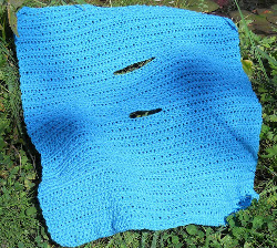 Baby Car Seat Blanket Pattern - so easy but very useful.
